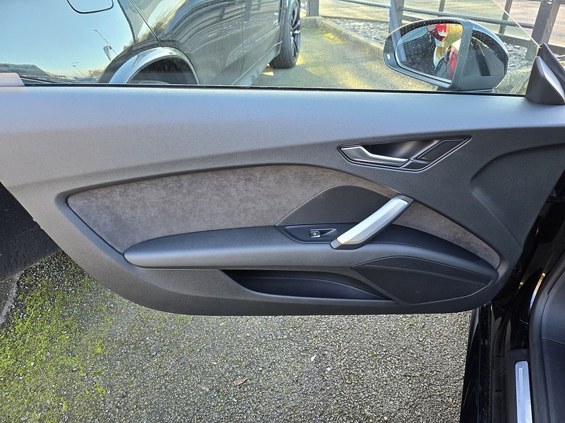 Audi TT TFSI S line - U91129