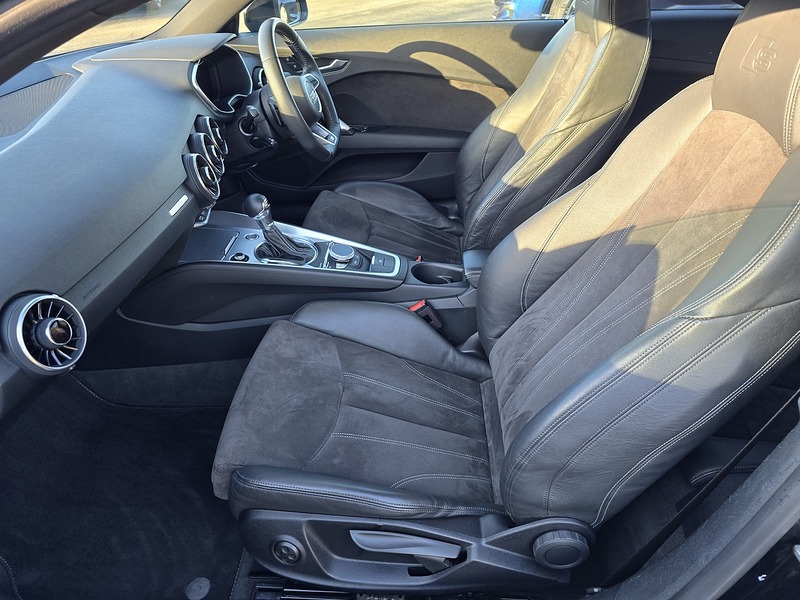 Audi TT TFSI S line - U91129