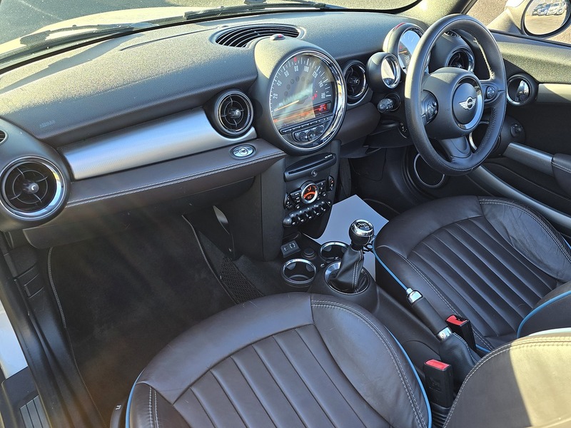 MINI Convertible One Highgate - U91150
