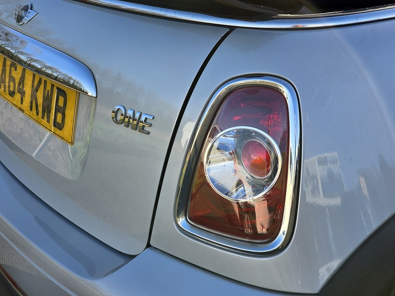 MINI Convertible One Highgate - U91150