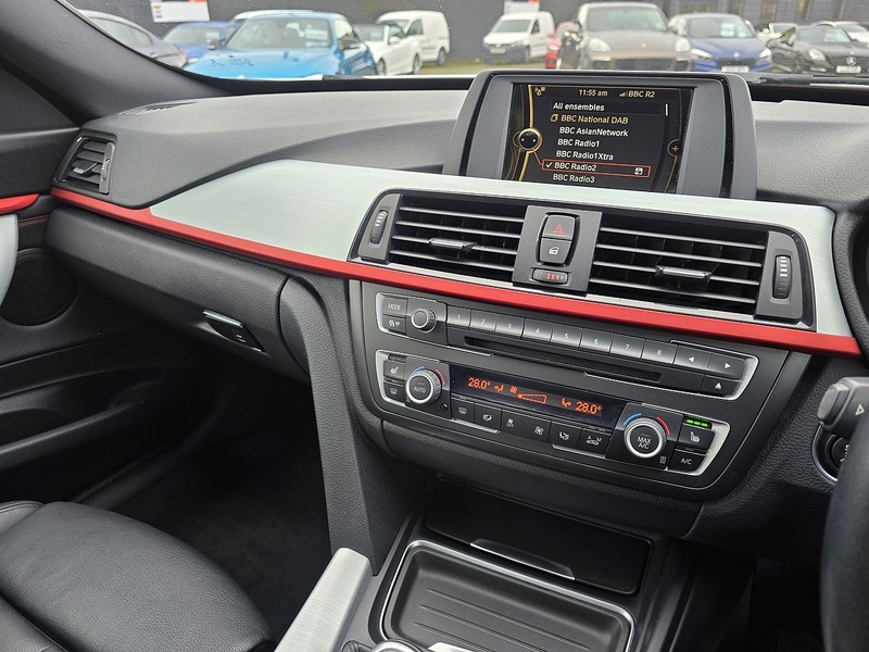 BMW 3 Series Gran Turismo 318d Sport - U91151