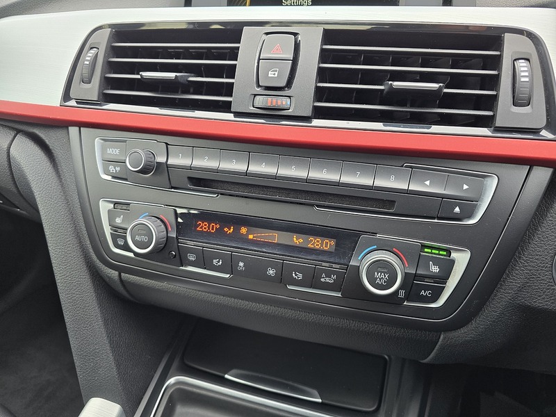 BMW 3 Series Gran Turismo 318d Sport - U91151