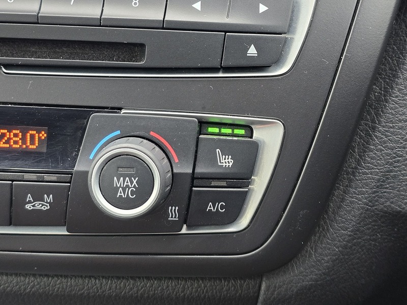 BMW 3 Series Gran Turismo 318d Sport - U91151