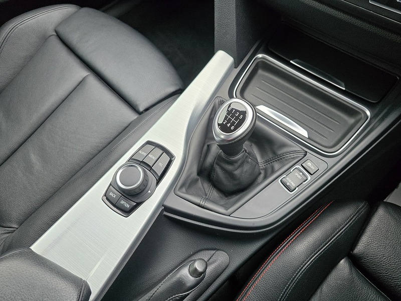 BMW 3 Series Gran Turismo 318d Sport - U91151