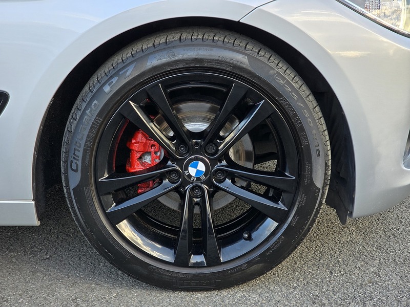 BMW 3 Series Gran Turismo 318d Sport - U91151