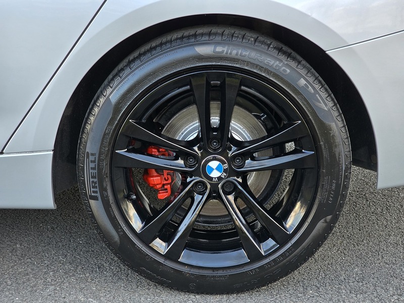 BMW 3 Series Gran Turismo 318d Sport - U91151