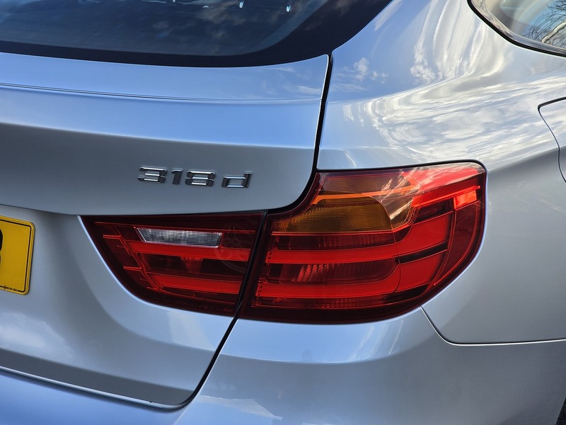 BMW 3 Series Gran Turismo 318d Sport - U91151