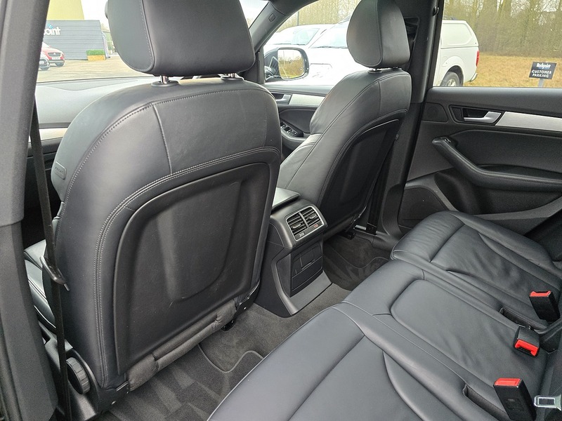 Audi Q5 TDI S line Plus - U91158