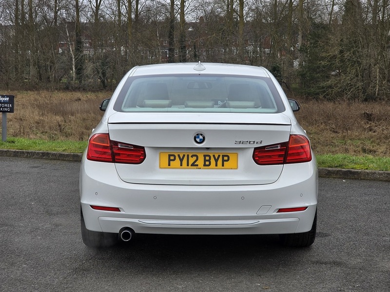 BMW 3 Series 320d Modern - U91169