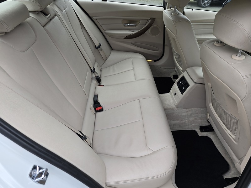 BMW 3 Series 320d Modern - U91169