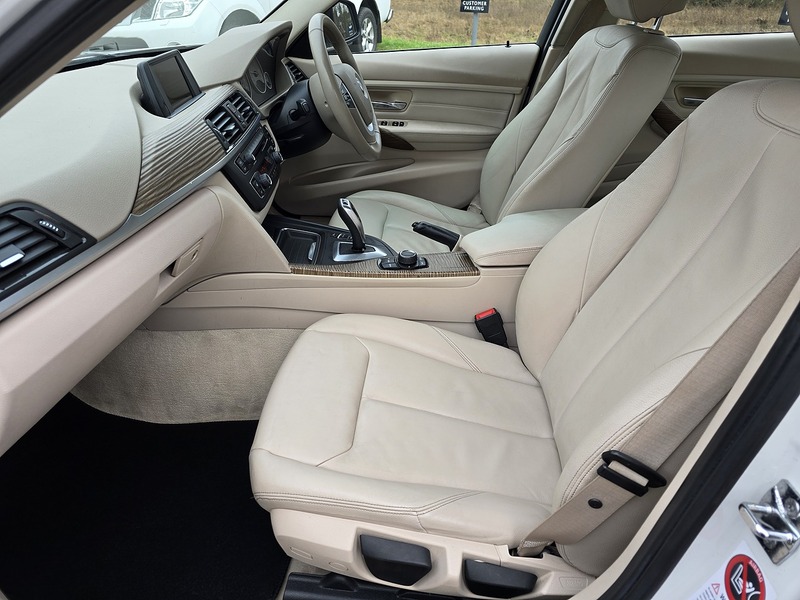 BMW 3 Series 320d Modern - U91169