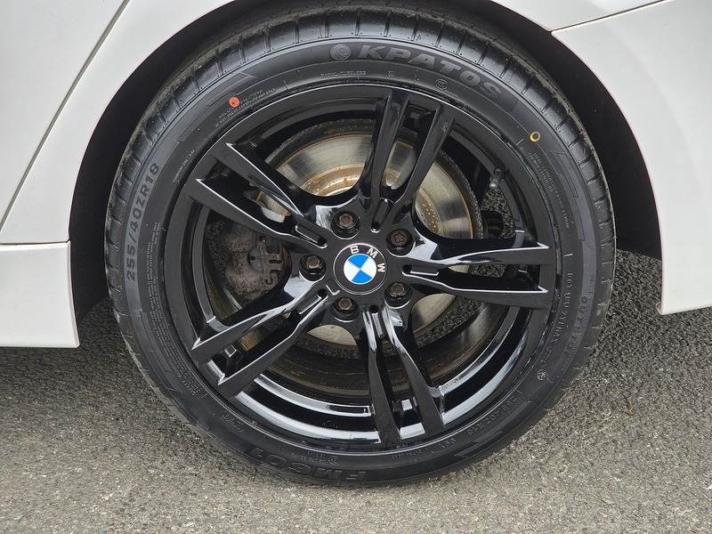 BMW 3 Series 320d Modern - U91169