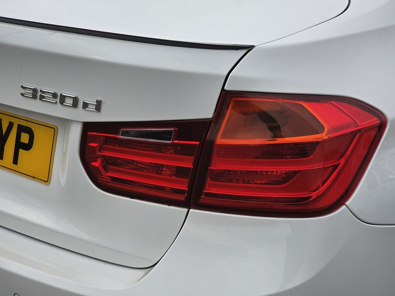 BMW 3 Series 320d Modern - U91169