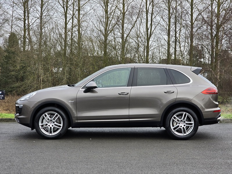 Porsche Cayenne TD V8 S - U91171
