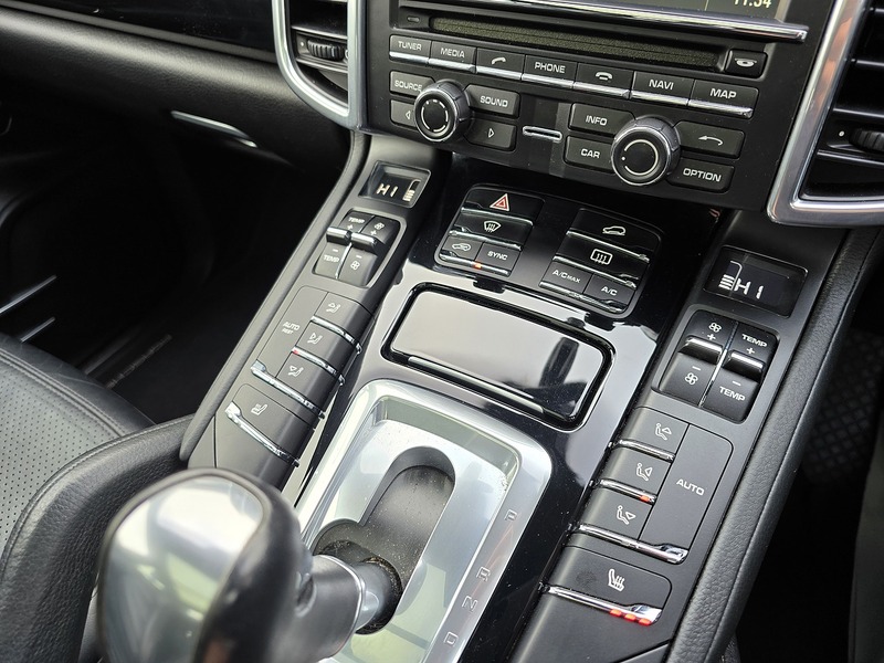 Porsche Cayenne TD V8 S - U91171