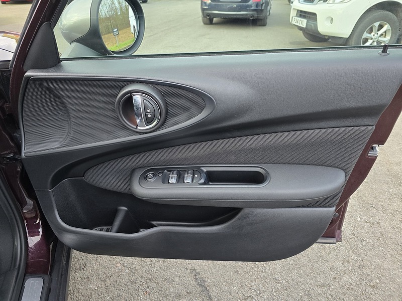 MINI Clubman Cooper D - U91178