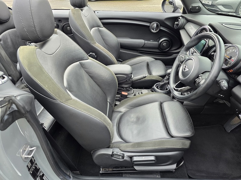 MINI Convertible Cooper - U91181