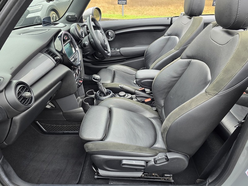 MINI Convertible Cooper - U91181