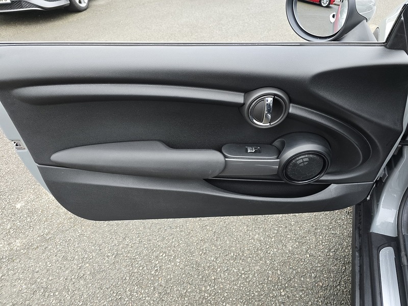 MINI Convertible Cooper - U91181