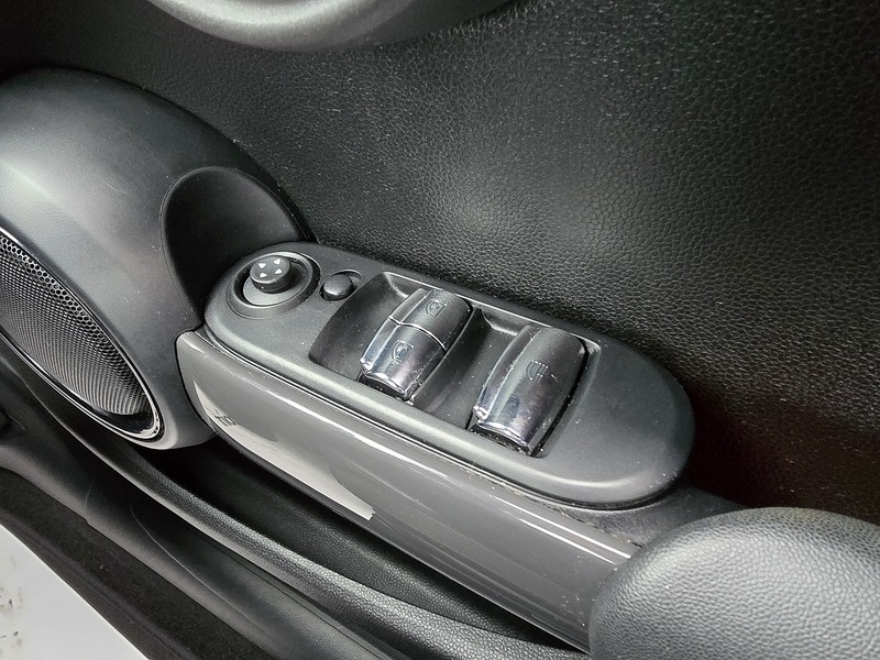 MINI Convertible Cooper - U91181