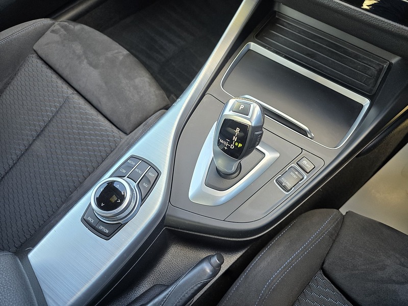 BMW 2 Series 218i M Sport - U91194