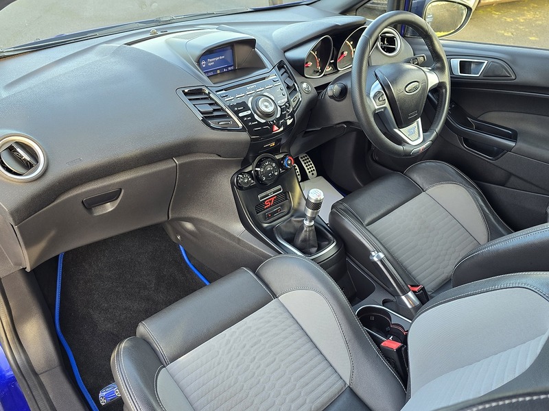 Ford Fiesta T EcoBoost ST-2 - U91197