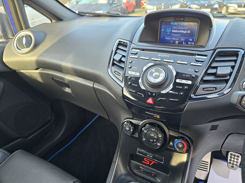 Ford Fiesta T EcoBoost ST-2 - U91197