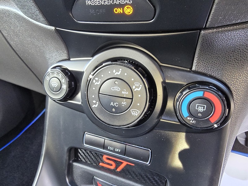 Ford Fiesta T EcoBoost ST-2 - U91197