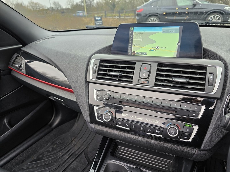 BMW 2 Series 218i Sport - U91200