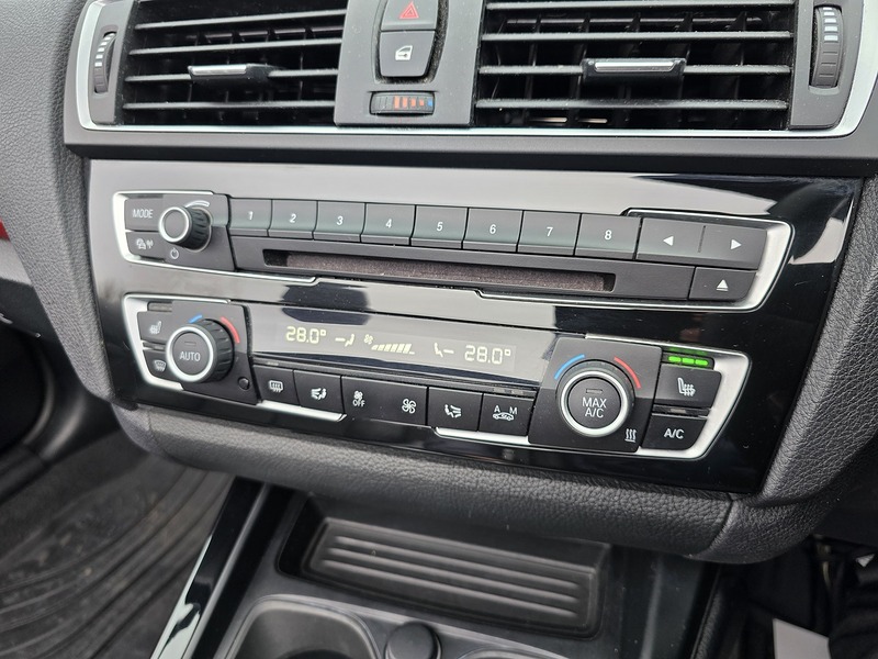 BMW 2 Series 218i Sport - U91200