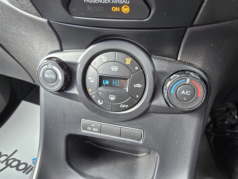 Ford Fiesta T EcoBoost ST-Line - U91204