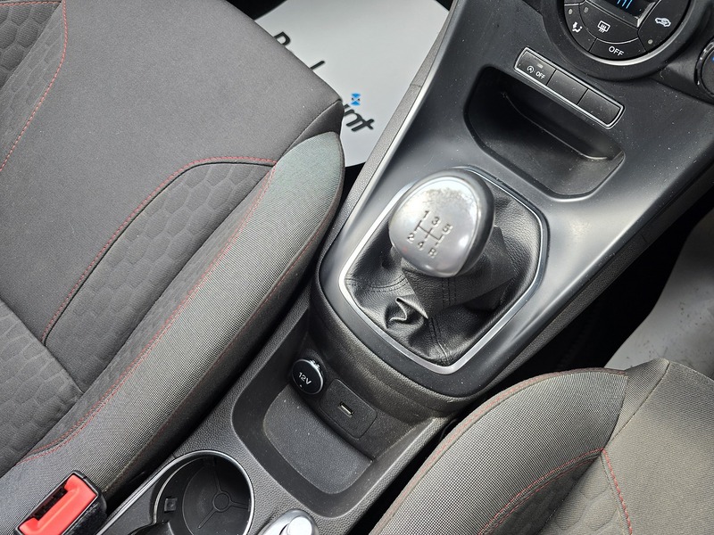 Ford Fiesta T EcoBoost ST-Line - U91204