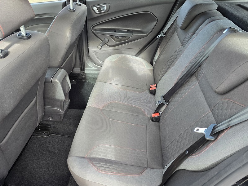 Ford Fiesta T EcoBoost ST-Line - U91204