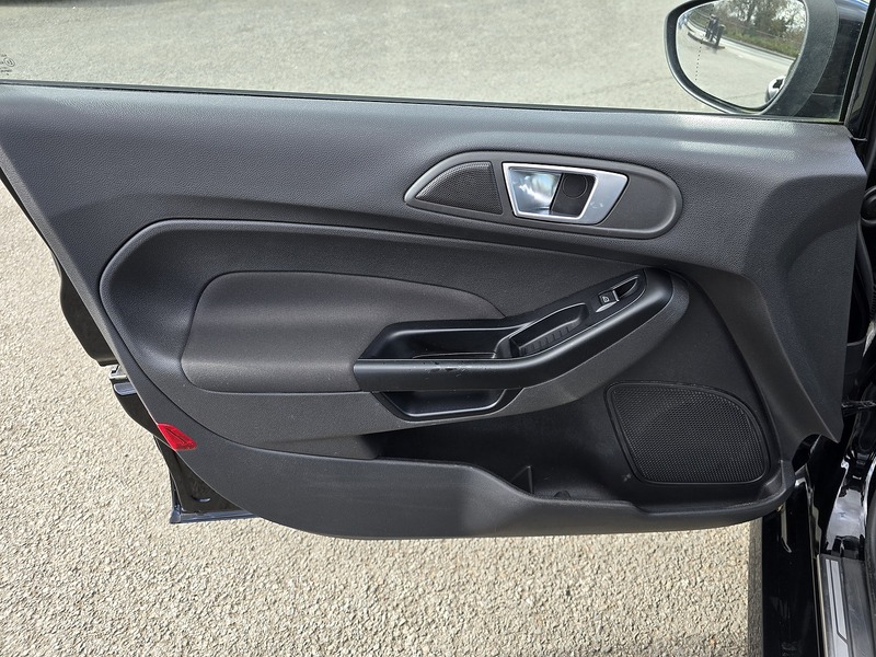 Ford Fiesta T EcoBoost ST-Line - U91204