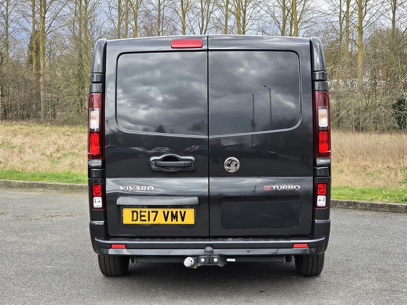 Vauxhall Vivaro CDTi 2900 BiTurbo Sportive - U91205