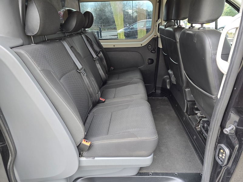 Vauxhall Vivaro CDTi 2900 BiTurbo Sportive - U91205