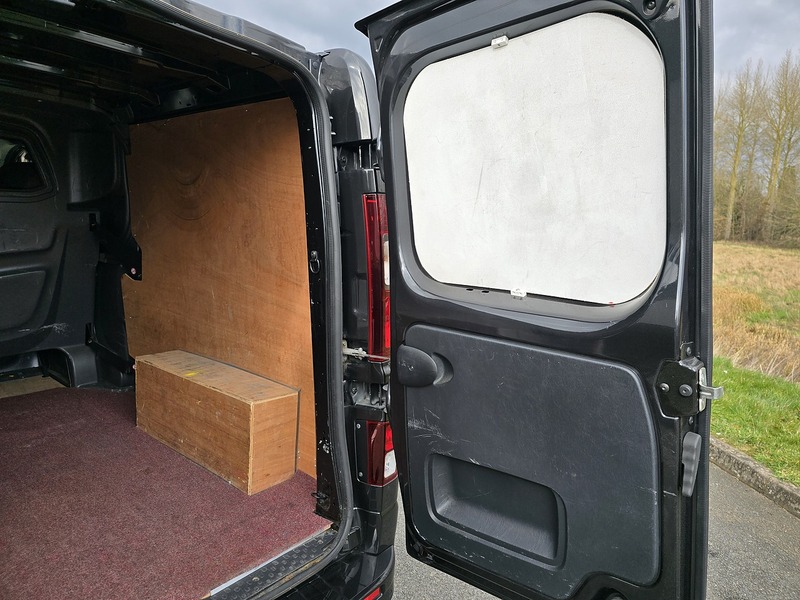 Vauxhall Vivaro CDTi 2900 BiTurbo Sportive - U91205