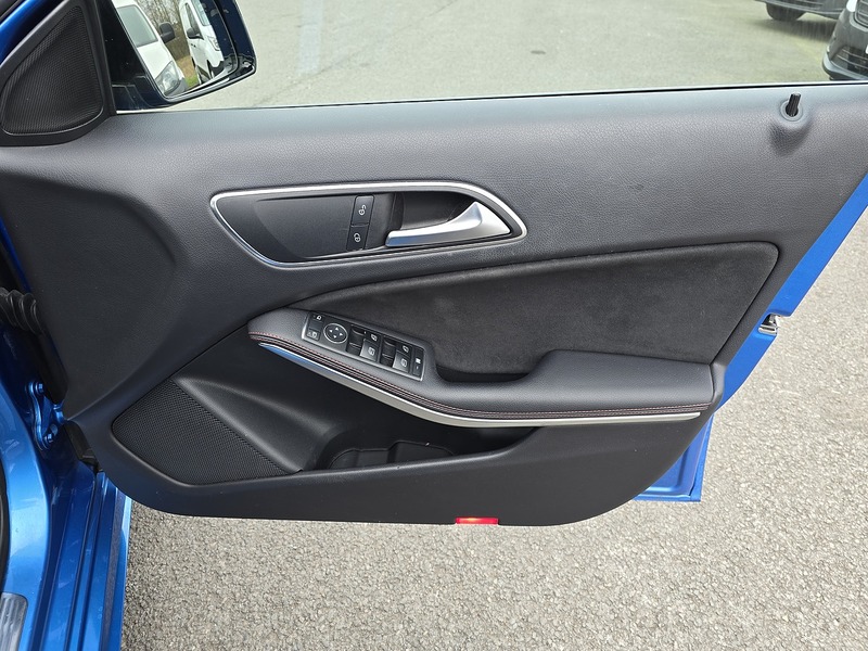 Mercedes-Benz A Class A160 AMG Line - U91208