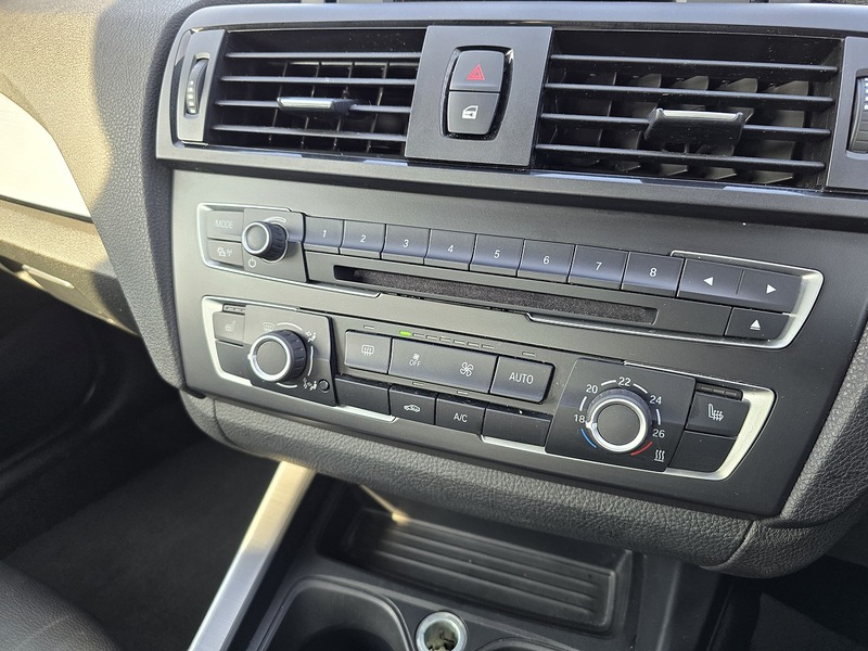 BMW 2 Series 218d M Sport - U91209