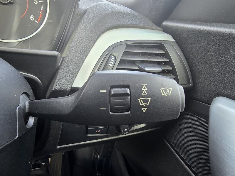 BMW 2 Series 218d M Sport - U91209