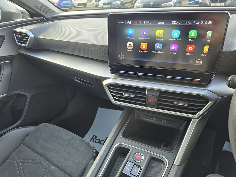 SEAT Leon eTSI MHEV FR Sport - U91224