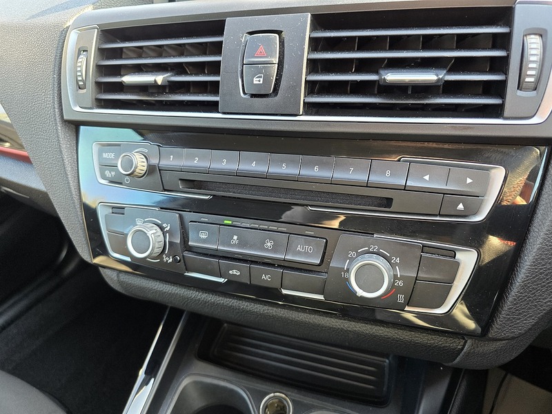 BMW 2 Series 218i Sport - U91236