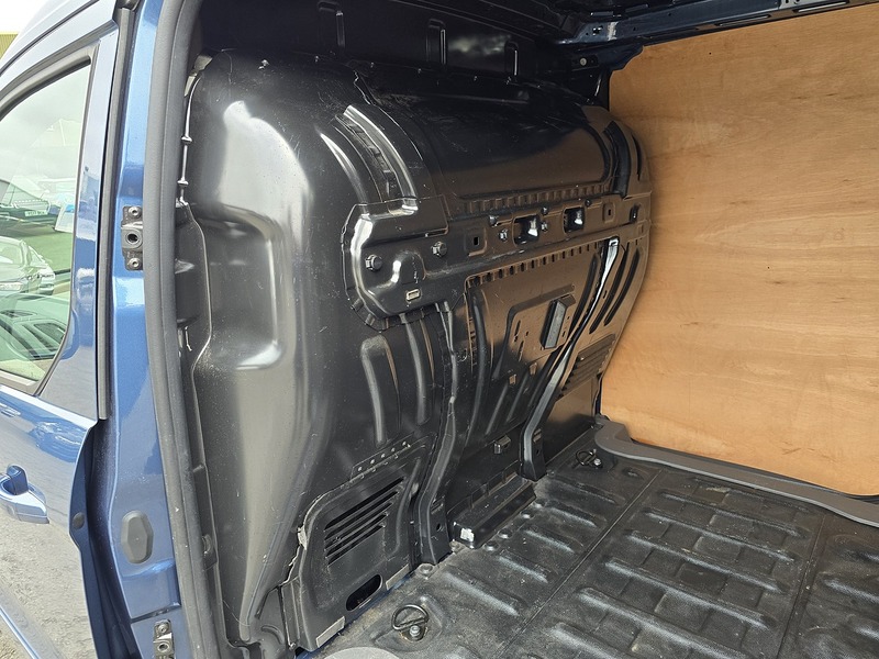 Ford Transit Connect 240 EcoBlue Limited - U91243