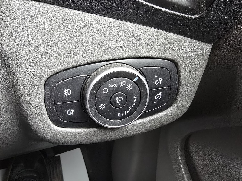 Ford Transit Connect 240 EcoBlue Limited - U91243