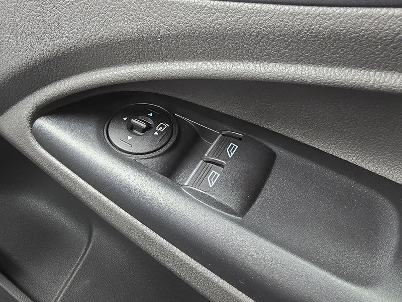 Ford Transit Connect 240 EcoBlue Limited - U91243