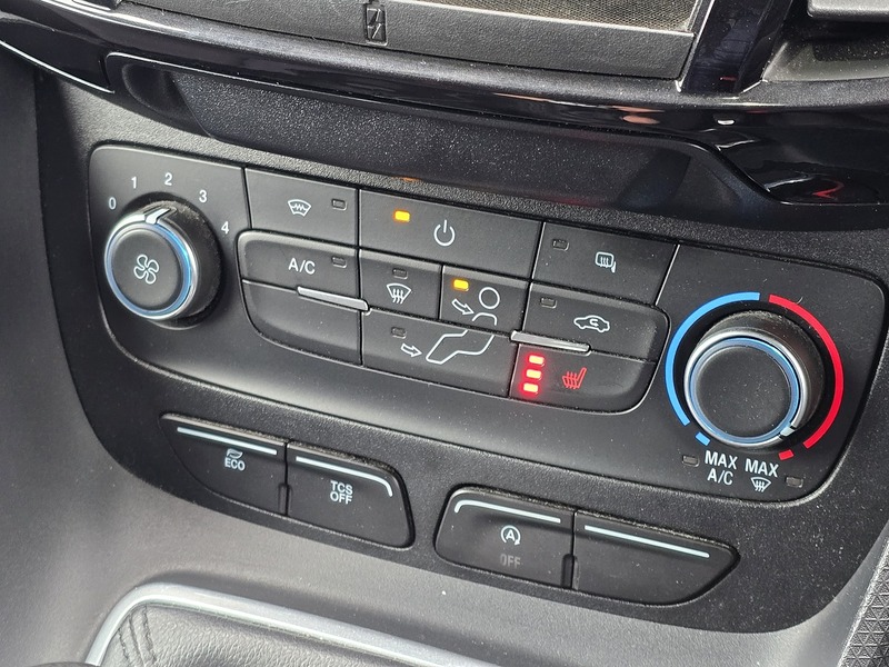 Ford Transit Connect 240 EcoBlue Limited - U91243