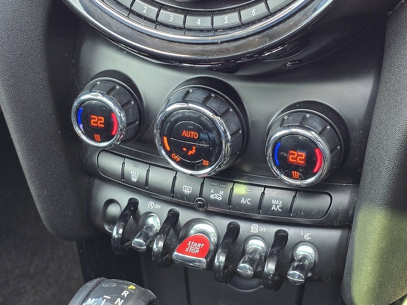 MINI Hatch Cooper SD - U91244