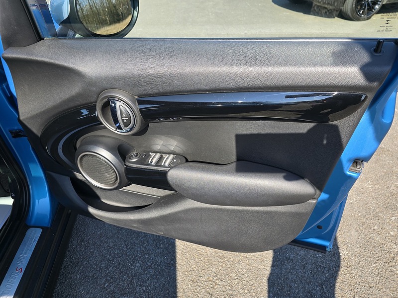 MINI Hatch Cooper SD - U91244