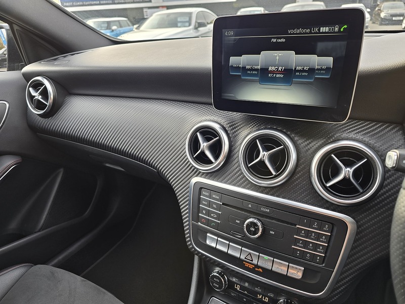 Mercedes-Benz A Class A200d AMG Line - U91245