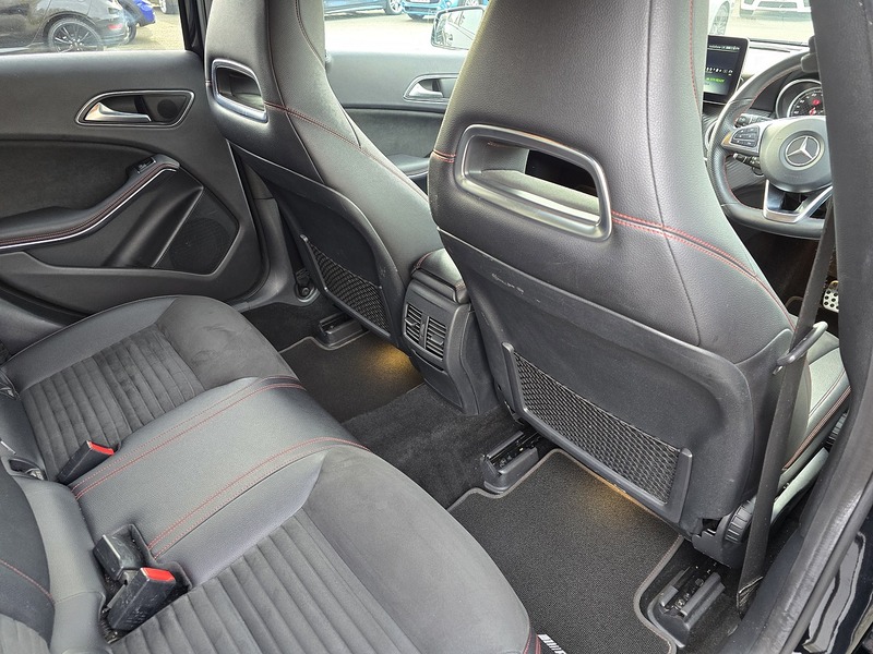 Mercedes-Benz A Class A200d AMG Line - U91245